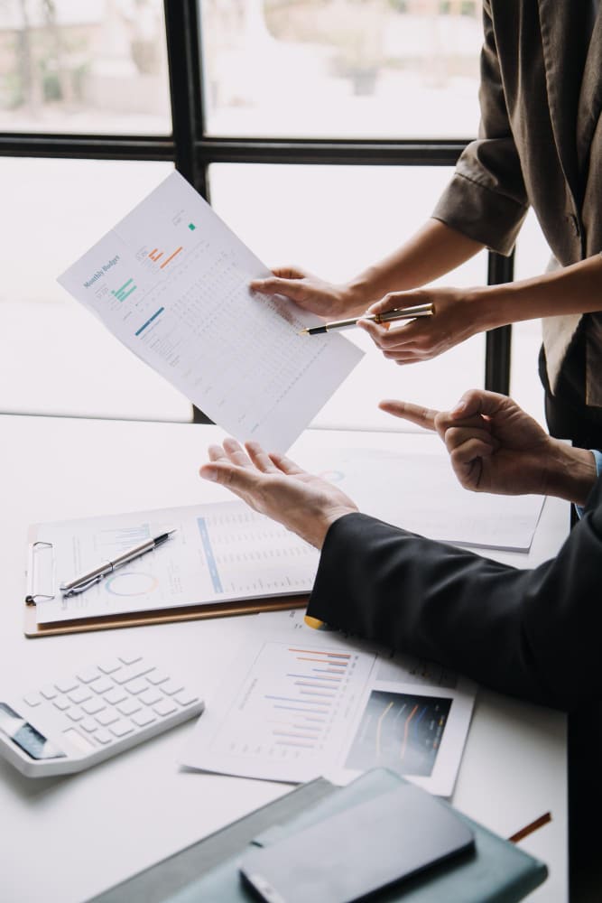 Corporate and commercial law counsel in India — DuxLegis